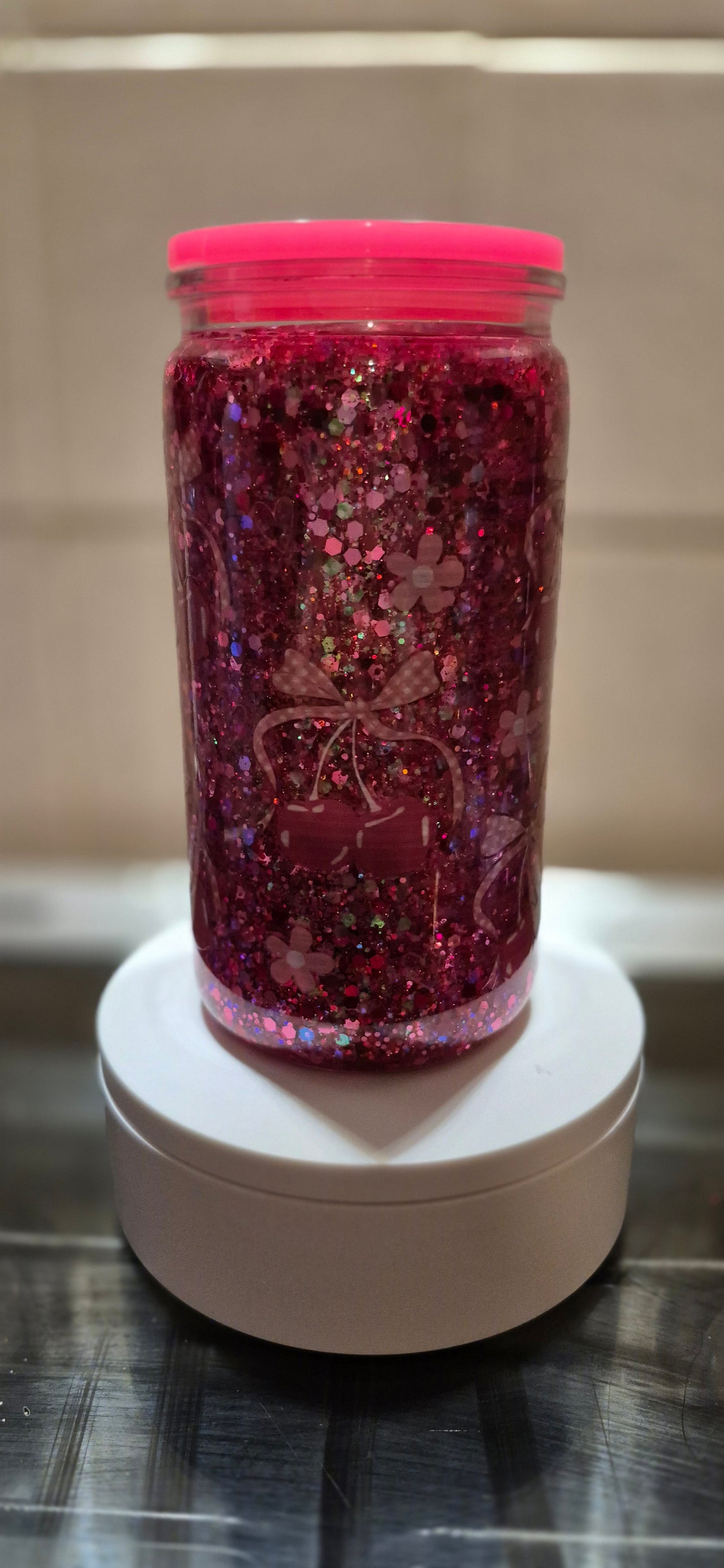 Pre-made snowglobes