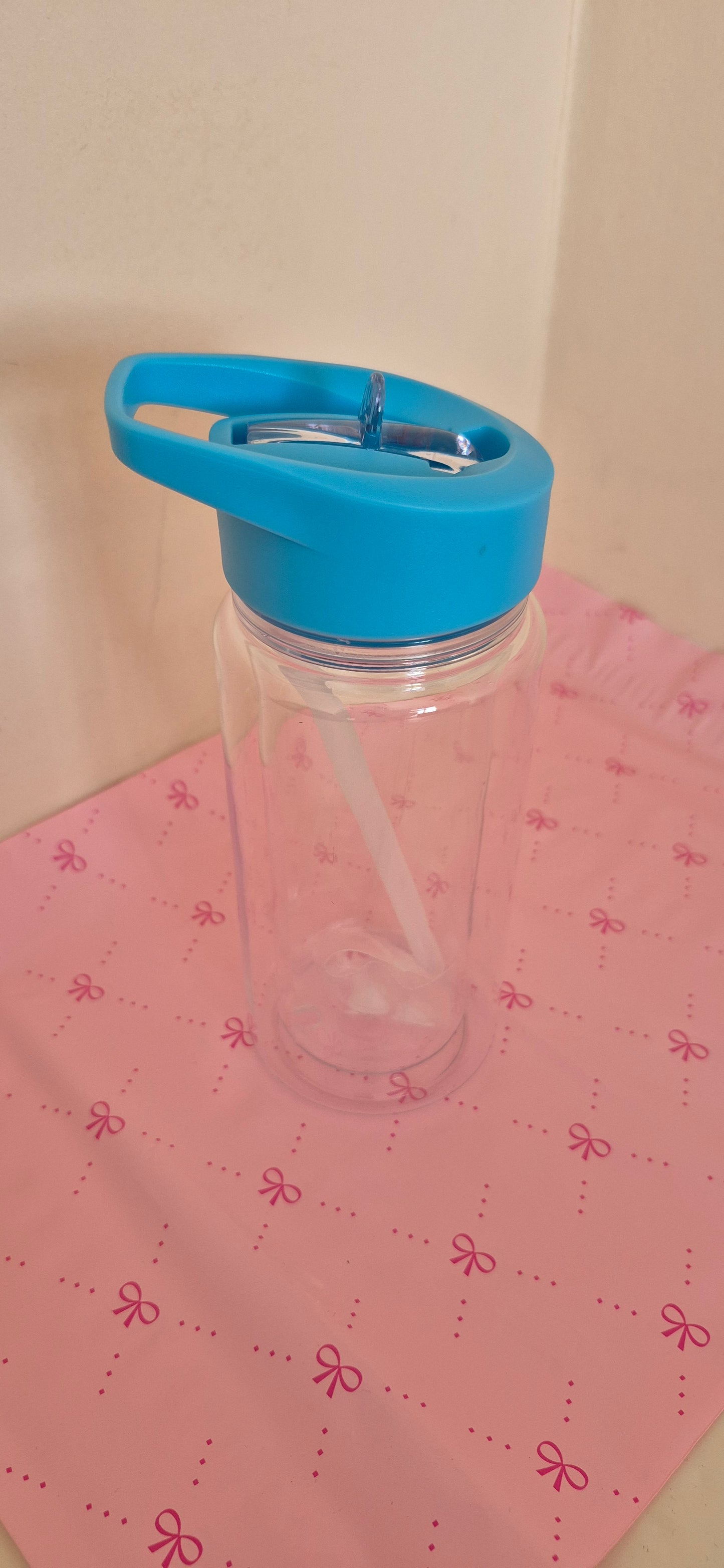 Kids snowglobe bottle