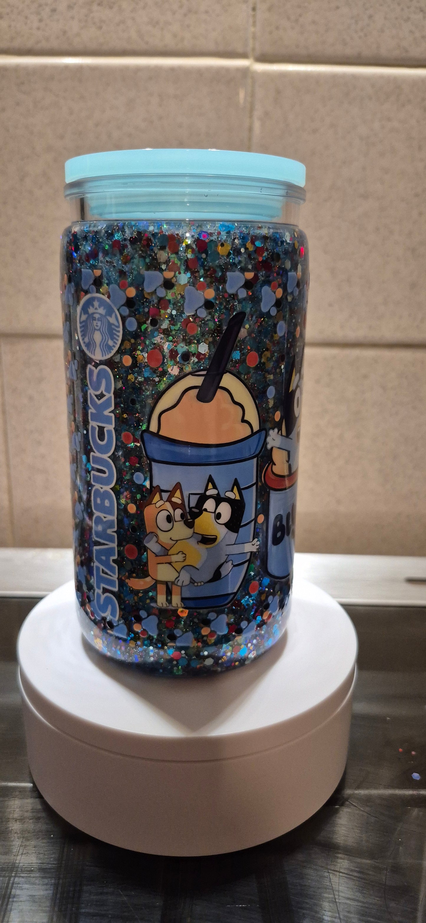 Pre-made snowglobes